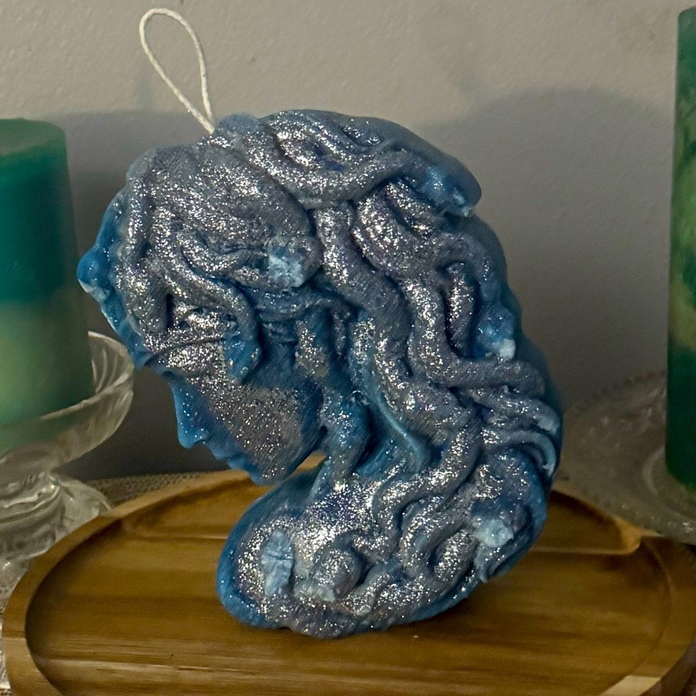 ￼ Palm wax Medusa candle